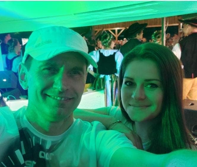 Kapela JARO Music živě na akci — fotografie 3